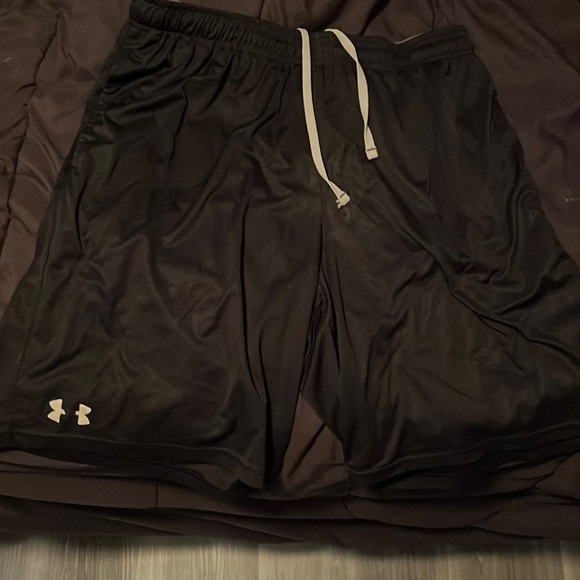 Under Armour Athletic Shorts - Picture 1 of 3